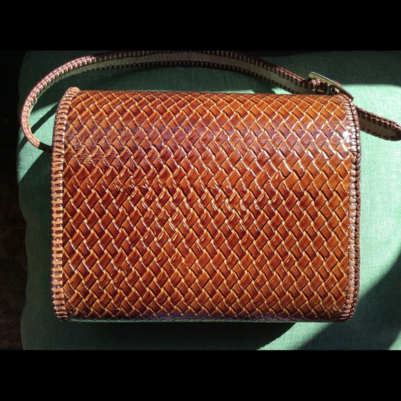 Vintage Brown Leather Embossed Weave Pattern Purse - Picture 2 of 7